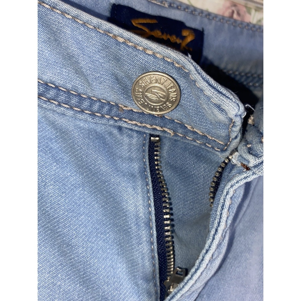 Seven 7 Womens 8 Denim Light Wash Faded Distressed Embelished Pockets Shorts - Picture 3 of 7